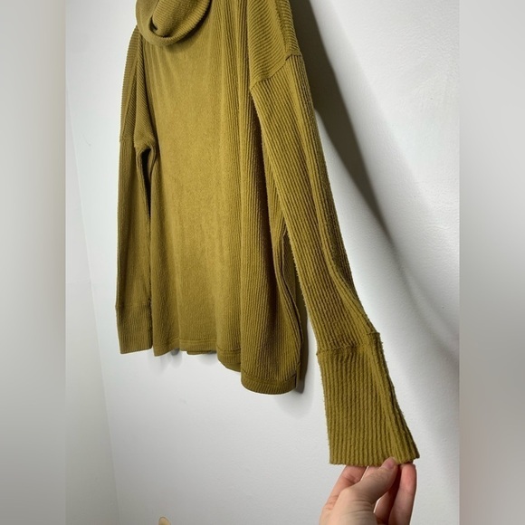 Free People Chartreuse cowl neck split back long sleeve - Picture 5 of 11
